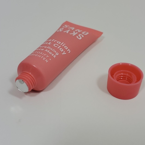 Sand & Sky Australian Pink Clay - Picture 2 of 5